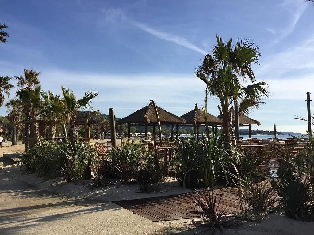 Var Mobil Home, Les Prairies De La Mer Grimaud Campsite